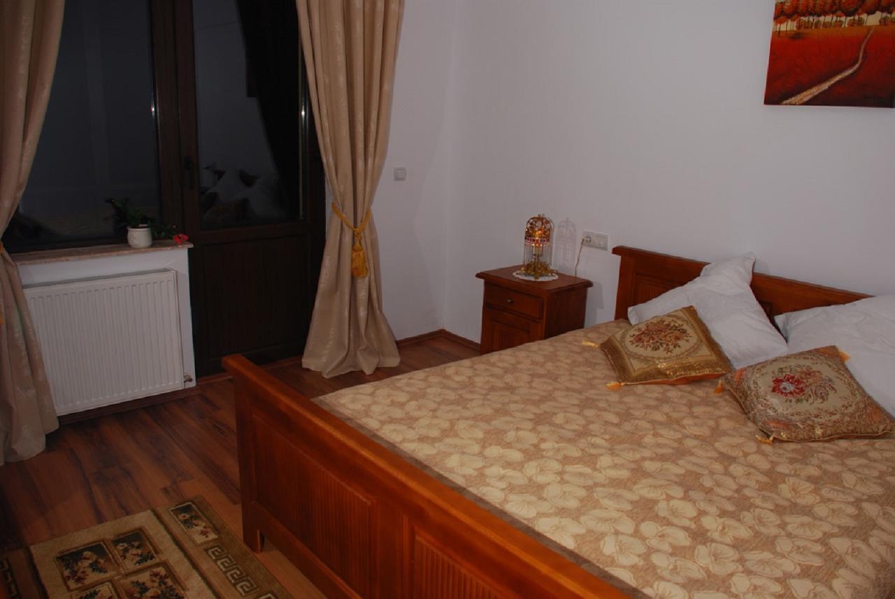 Pension Onelia Gîrda de Sus Exterior foto
